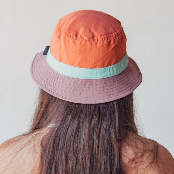 Patagonia Accessories - Patagonia Wavefarer Quartz Coral Colorblock Bucket Hat
